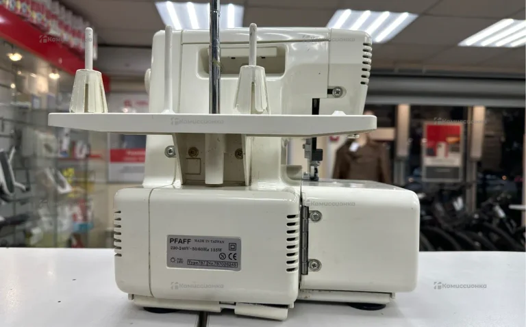 Швейная машина  pfaff 4752
