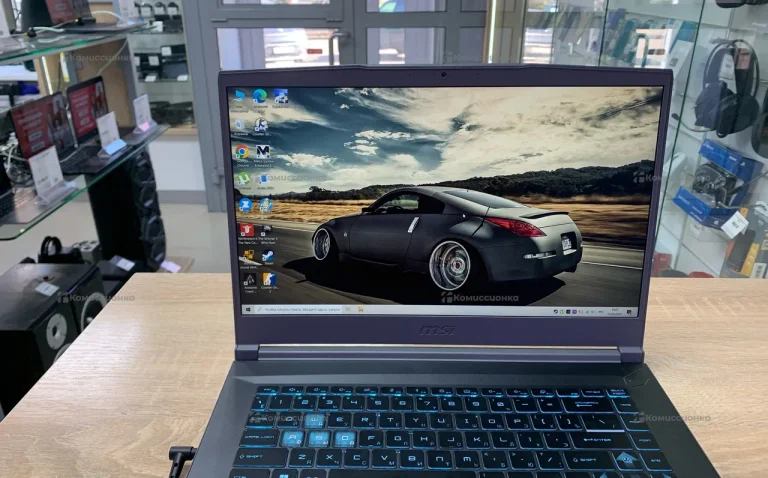 Ноутбук MSI MS-16R8