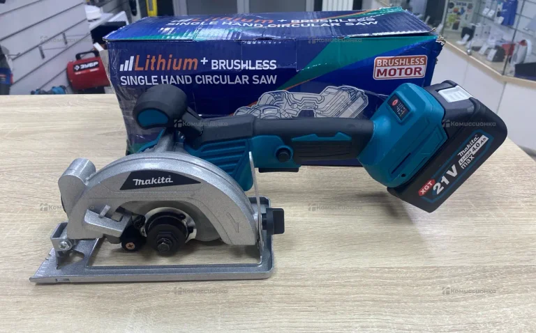 аккумуляторная циркулярная пила Makita