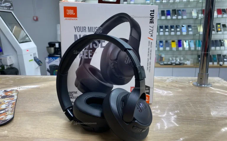 Наушники  JBL Tune770