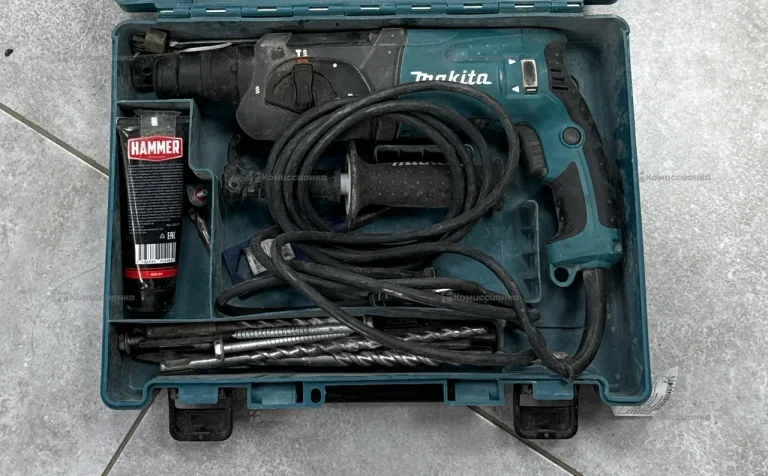 Перфоратор MAKITA HR-2470