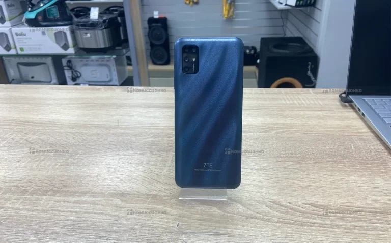ZTE Blade V2020 Smart 4/64 ГБ