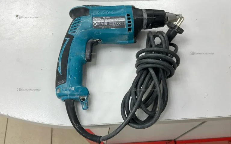 Шуруповерт makita FS4000