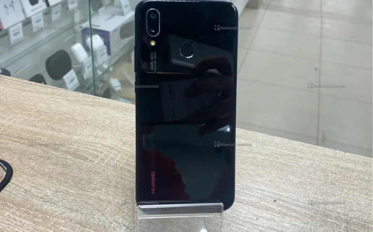 Huawei P20 lite 4/64 ГБ