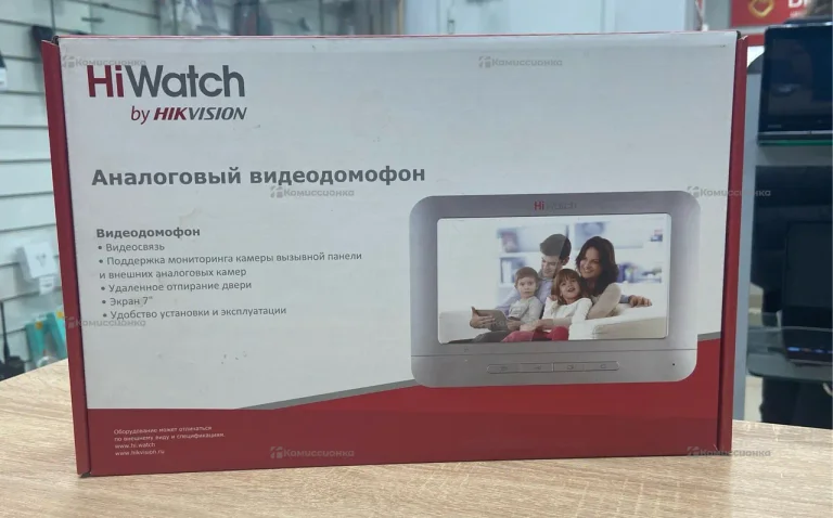 Аналоговый видеодомофон HIWatch DS-D100M