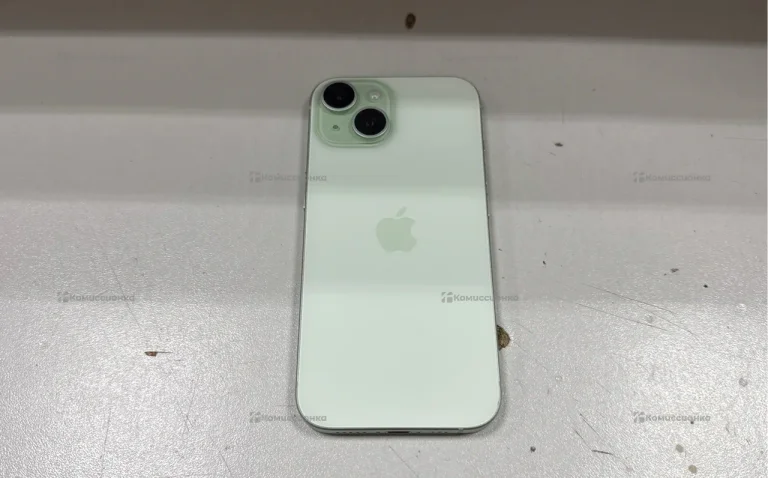 Apple iPhone 15 6/128 ГБ