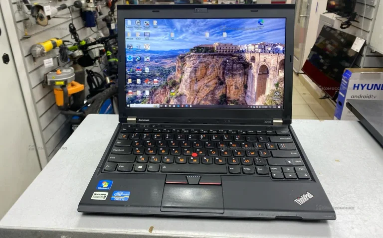 Ноутбук  Lenovo i5-3320M
