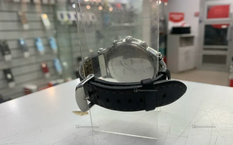 Часы Daniel Klein