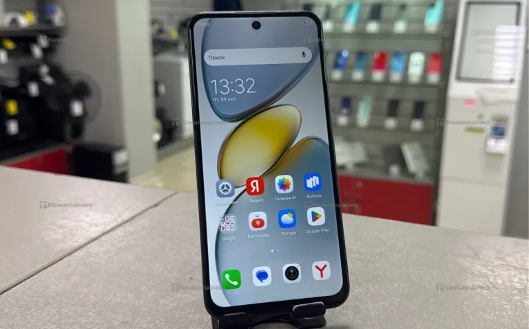 Tecno Spark Go 1 3/64 ГБ