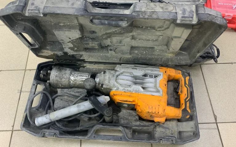 Отбойные молотки Вихрь ОМ-1750Э