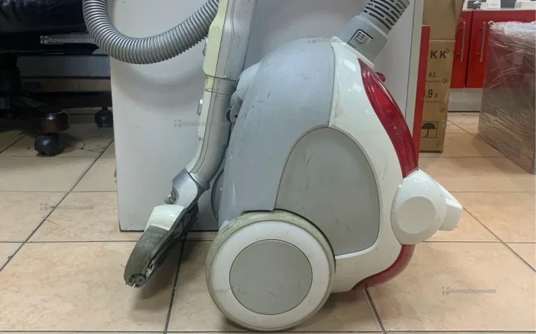 Пылесос  Electrolux twinclean