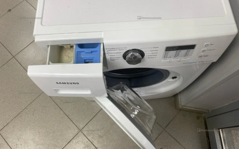 Стиральная машина  Samsung wf600wobcwq 6kg