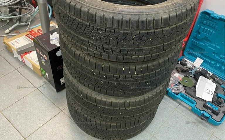 Резина липучка SNOWLINK 235/45 R18
