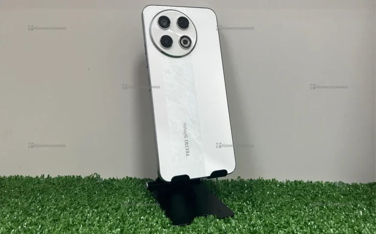 Tecno Spark 30 Pro 8/128 ГБ