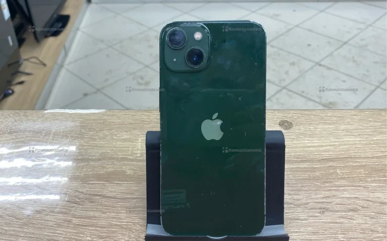 Apple iPhone 13 4/128 ГБ