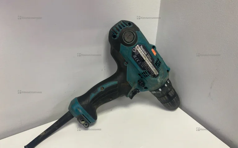 Дрель Makita DF0300