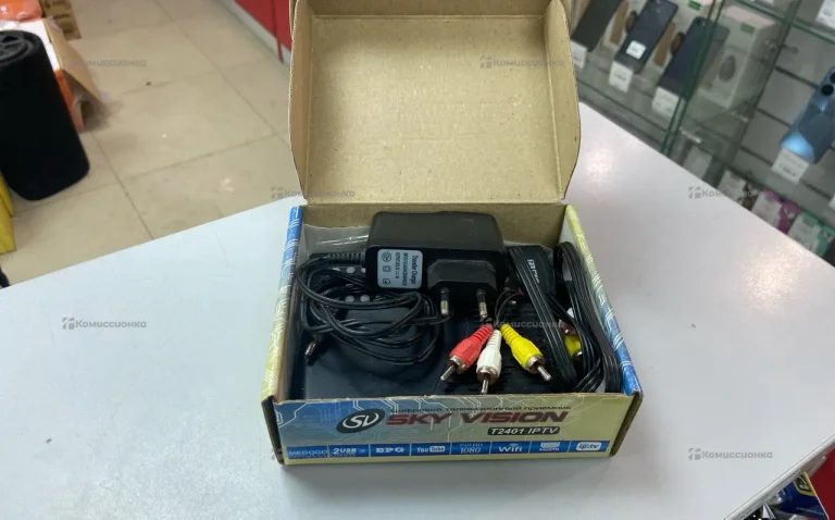 Цифровая ТВ приставка Sky Vision T2401