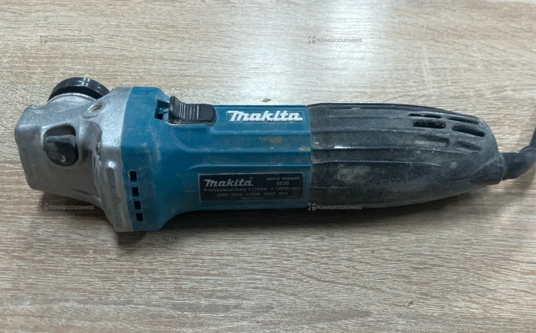 УШМ MAKITA 125 GA5030 R