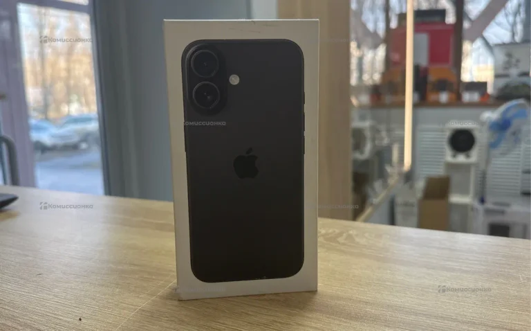 Apple iPhone 16 8/128 ГБ
