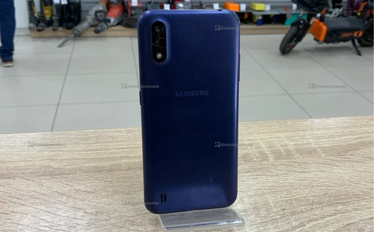 Samsung Galaxy A01 2/16 ГБ
