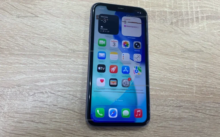 Apple iPhone 11 4/64 ГБ