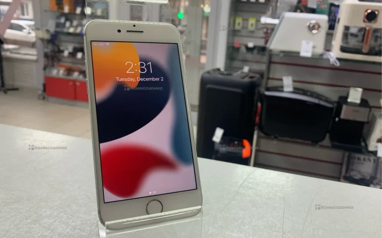 Apple iPhone 7 2/32 ГБ