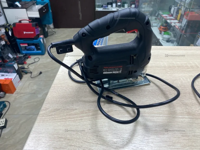 Электрический лобзик JS450