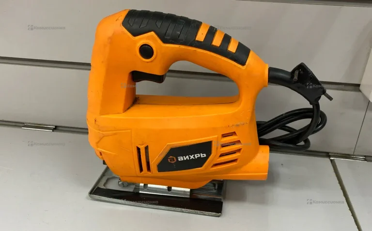 Лобзик вихрь лэ 55б