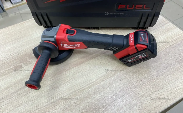 Машина углошлифовальная MILWAUKEE M18 FSAG125XB
