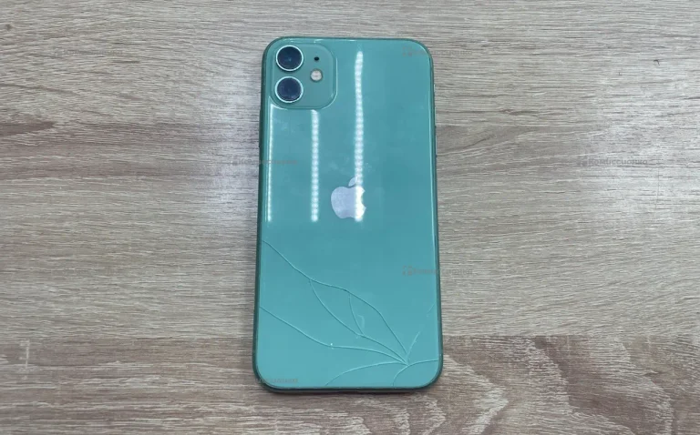 Apple iPhone 11 4/256 ГБ
