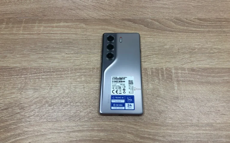 Tecno Camon 40 12/256 ГБ