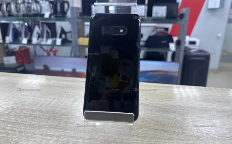 Samsung Galaxy S10e 6/128 ГБ