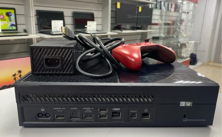 Приставка Xbox One 500Gb