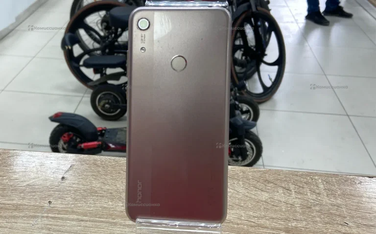 Honor 8A 2/32Gb