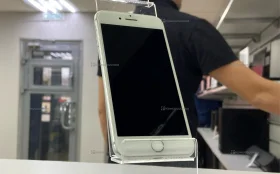 Apple iPhone 8 2/64 ГБ