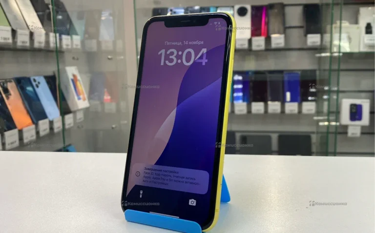 Apple iPhone 11 4/128 ГБ