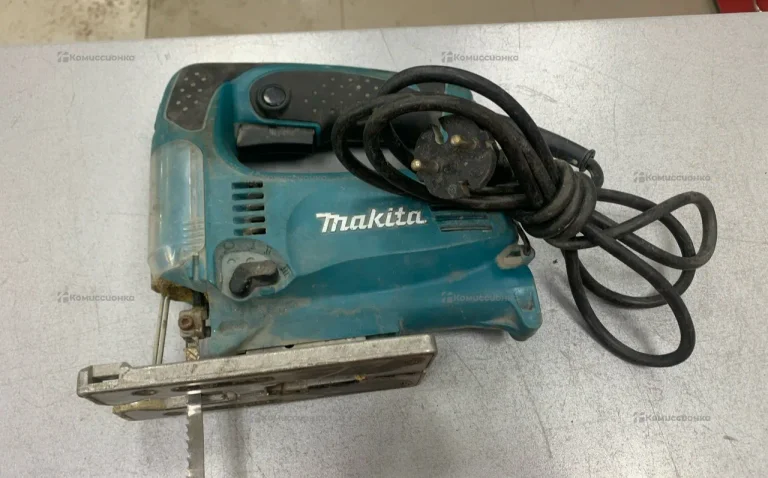 Электролобзик makita 4329