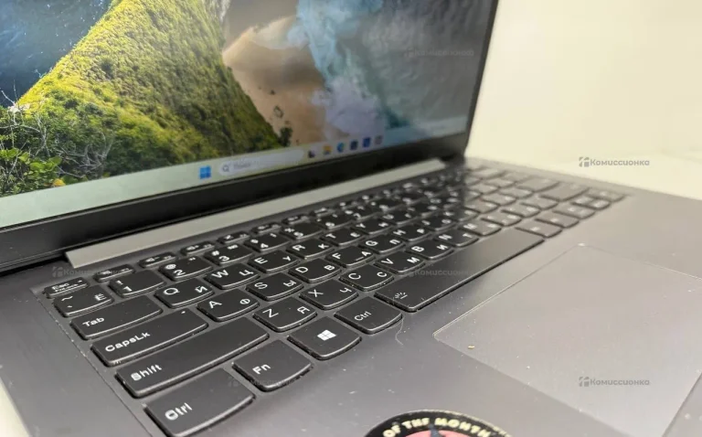 Ноутбук Lenovo ideaPad 3 14itl6