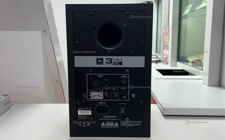 Монитор JBL 305P