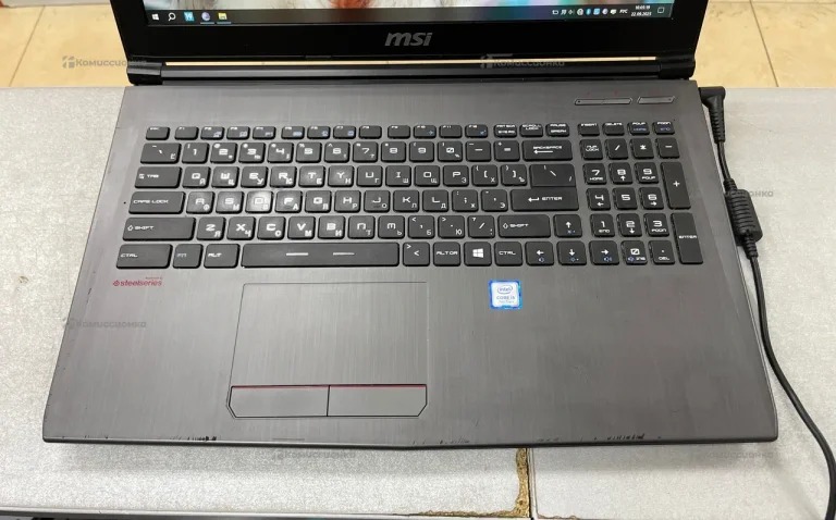 Ноутбук MSI GV62 7RC-014RU