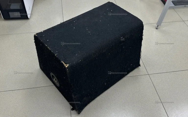 Сабвуфер jbl cb300e