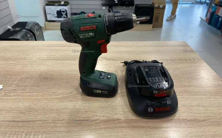 Дрель-шуруповерт Bosch PSR 1440 LI-2 1.5Ah x2