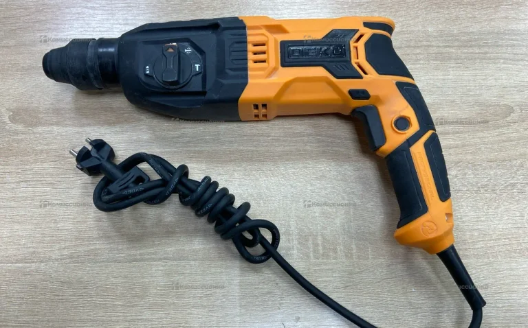 Перфоратор DEKO zkh1000w