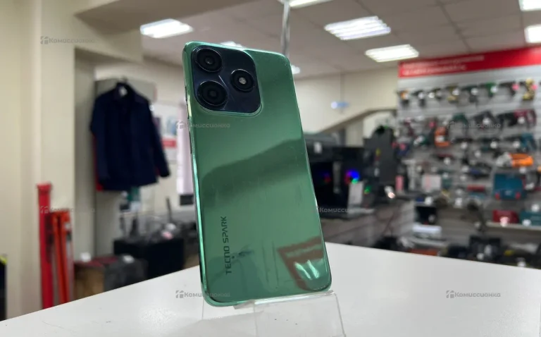 Tecno Spark 10C 4/64 ГБ