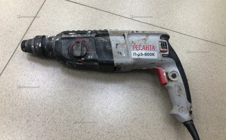 Перфоратор Ресанта П-28-800К