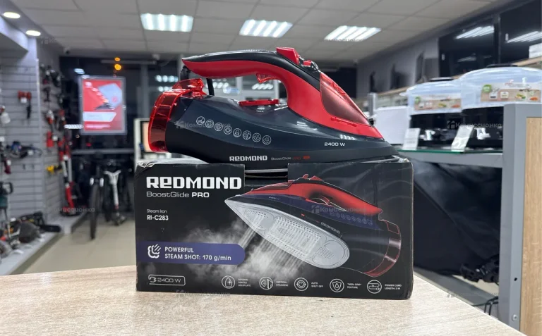 Утюг Redmond RI-C283