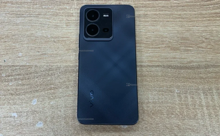 Vivo V25e 8/128 ГБ