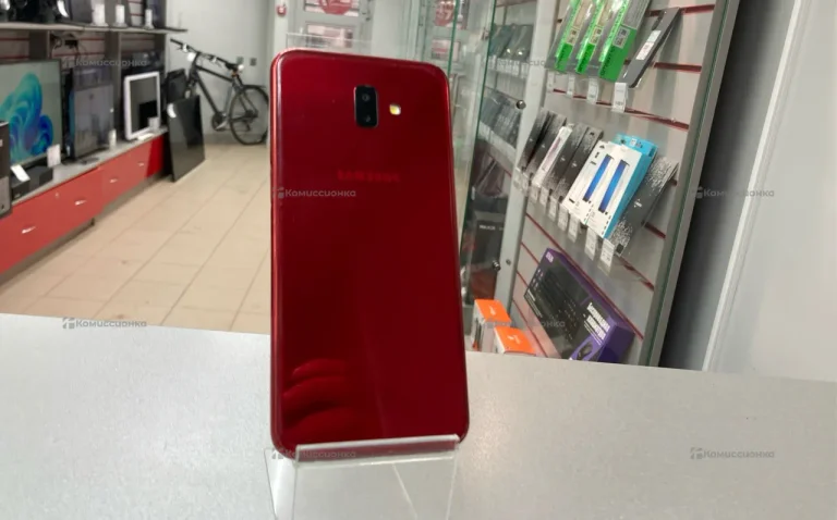 Samsung Galaxy J6+ 3/32 ГБ
