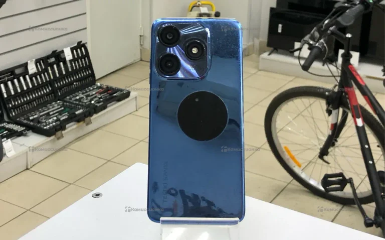 Tecno Spark 10C 4/64 ГБ