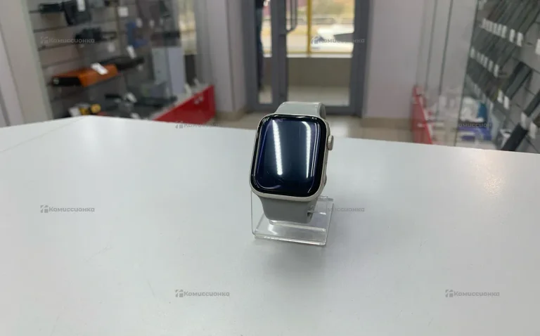 Часы  Apple Watch SE gen 2 44mm